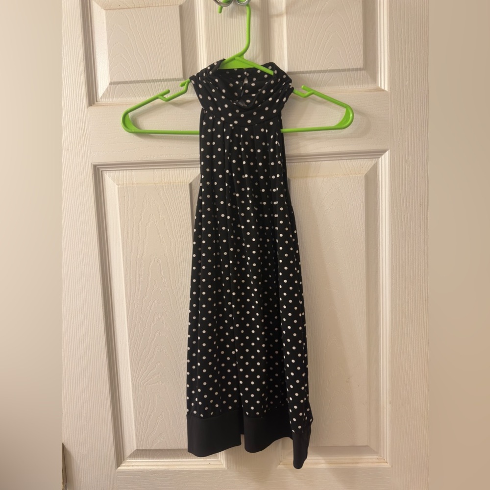 Sleeveless blouse